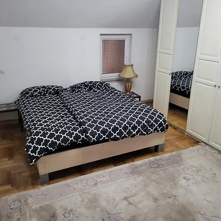 Hari Sarajevo, Spacy Apartments, Free Parking, Aircondition, Airport 1,5 Km * Sarajevo