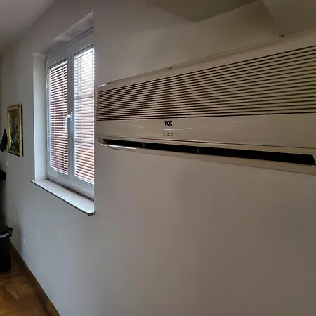Hari Sarajevo, Spacy Apartments, Free Parking, Aircondition, Airport 1,5 Km Apartment Sarajevo