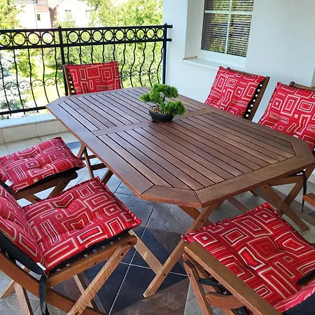 Appartement Hari Sarajevo, Spacy Apartments, Free Parking, Aircondition, Airport 1,5 Km *