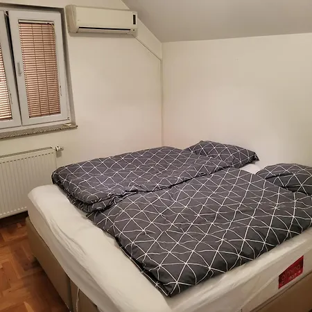 Hari Sarajevo, Spacy Apartments, Free Parking, Aircondition, Airport 1,5 Km Sarajevo