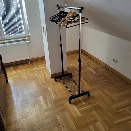 Hari Sarajevo, Spacy Apartments, Free Parking, Aircondition, Airport 1,5 Km Appartement *