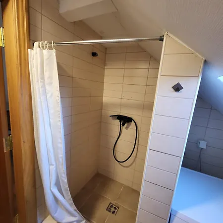 Hari Sarajevo, Spacy Apartments, Free Parking, Aircondition, Airport 1,5 Km Appartement Sarajevo