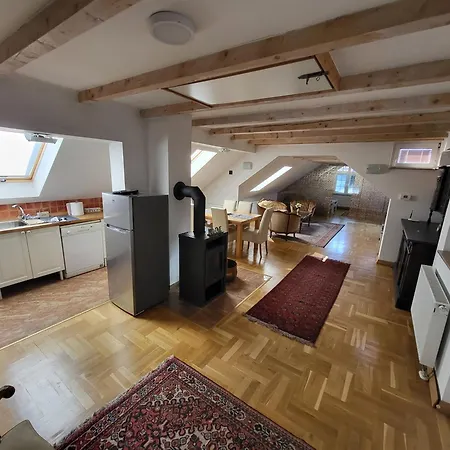 Hari Sarajevo, Spacy Apartments, Free Parking, Aircondition, Airport 1,5 Km * Sarajevo